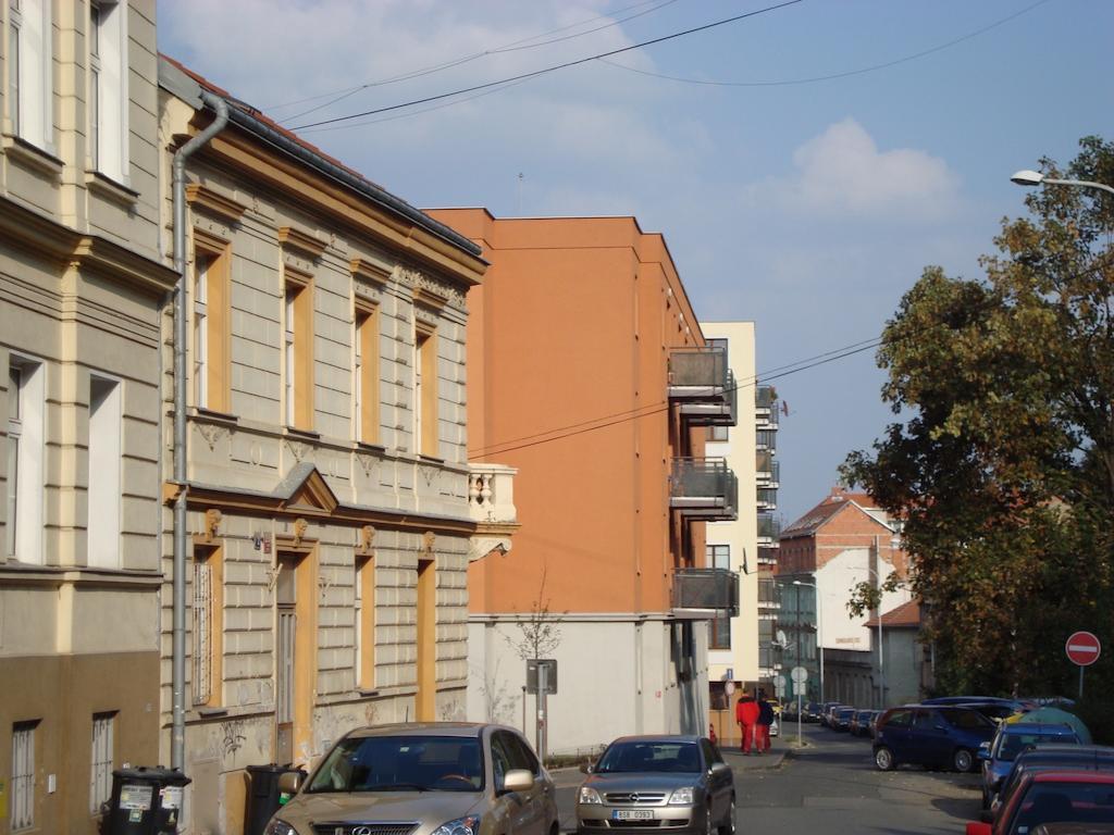 Apartment Smichov プラハ エクステリア 写真