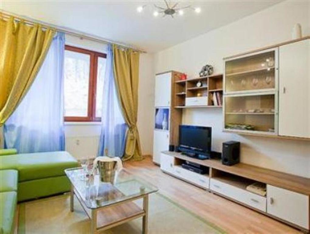 Apartment Smichov プラハ 部屋 写真